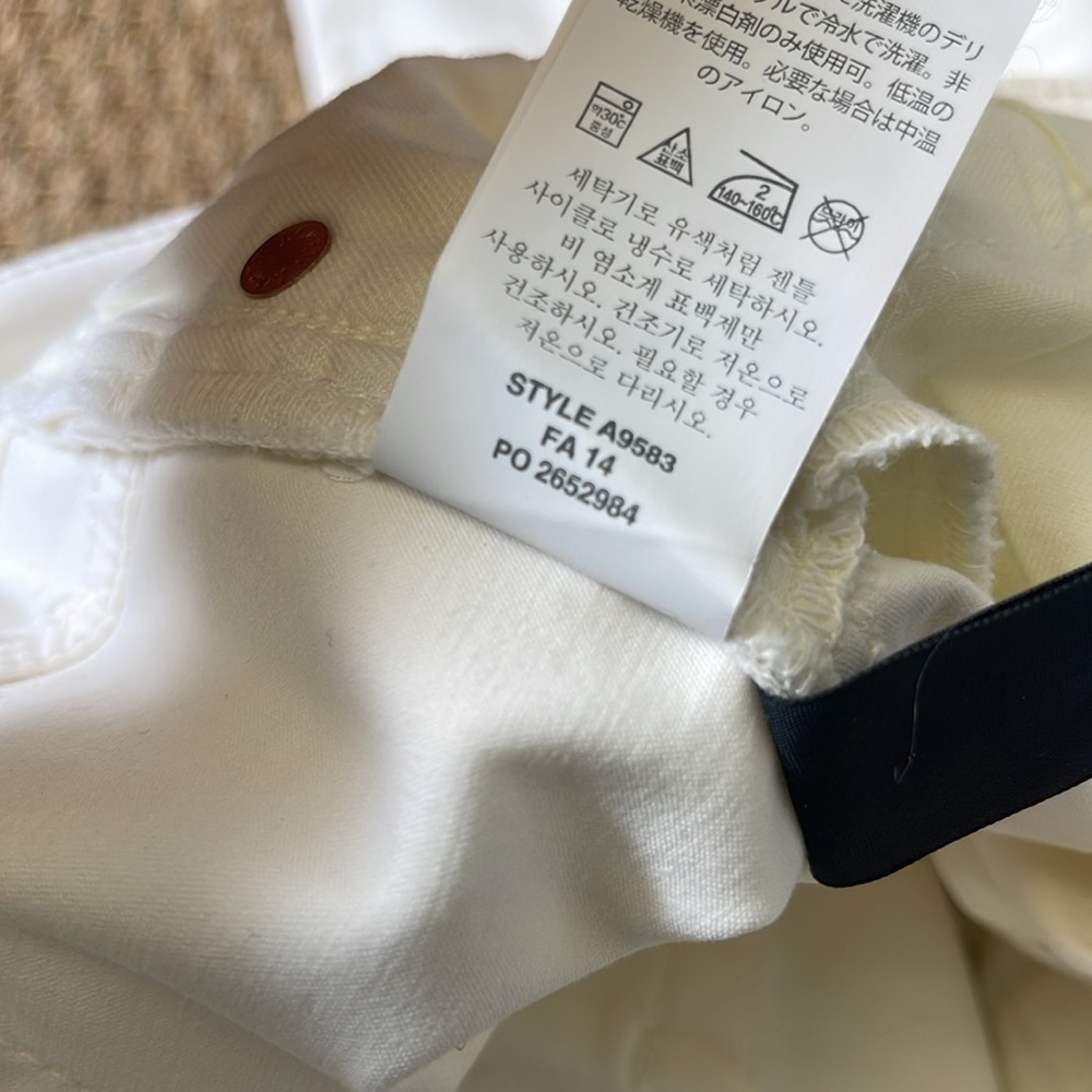 J. Crew Toothpick White Jeans Size 32 - Picture 4 of 5